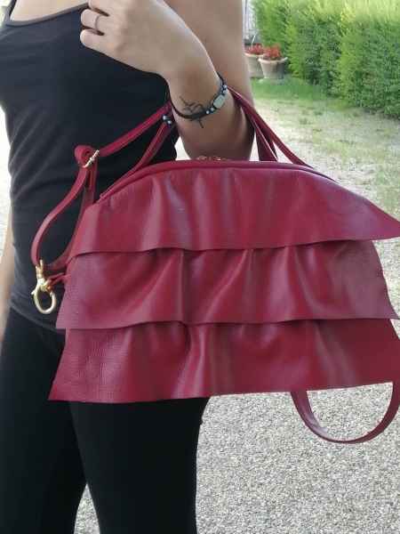BORSA CON VOLA'